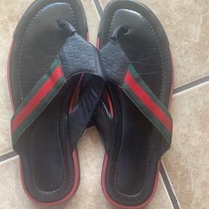 Gucci sandals size 9-10